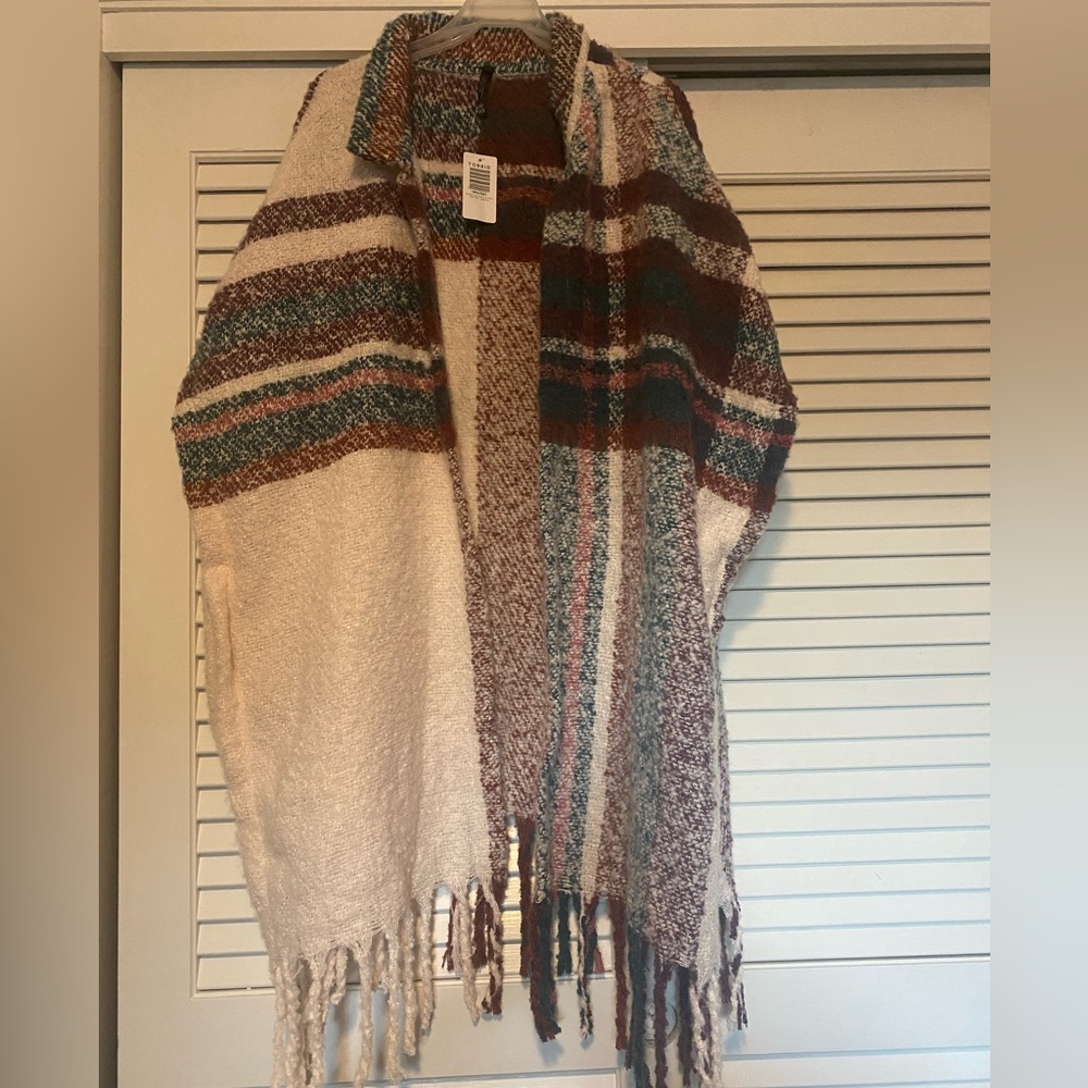 Torrid Sweater/Poncho brand new with tags
